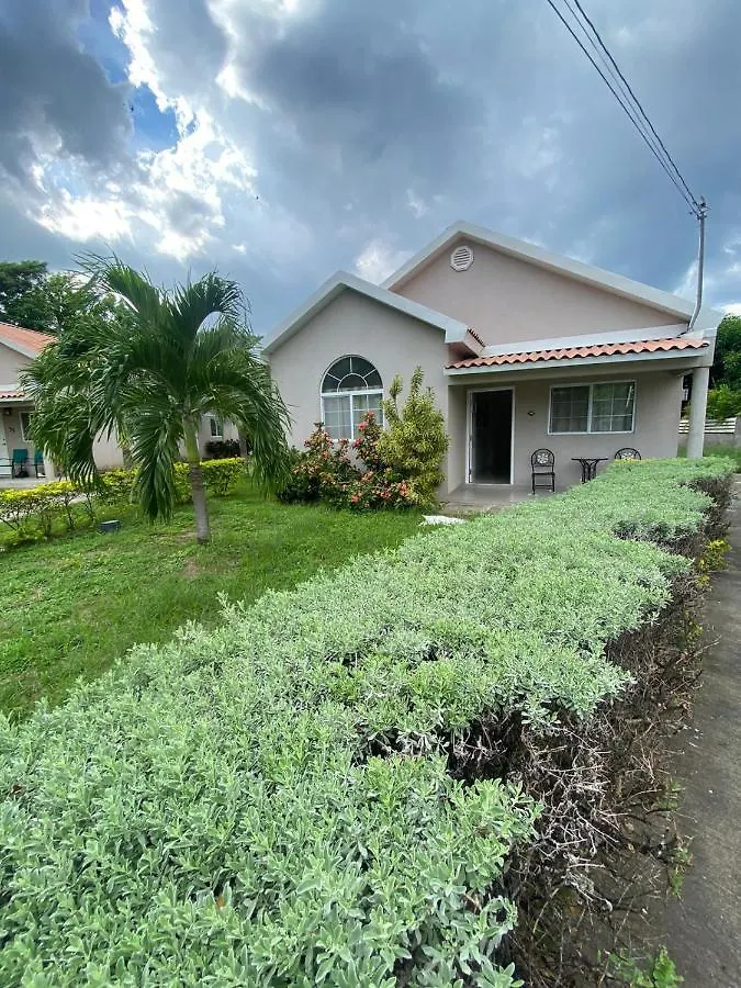 Williams House Villa Central Village